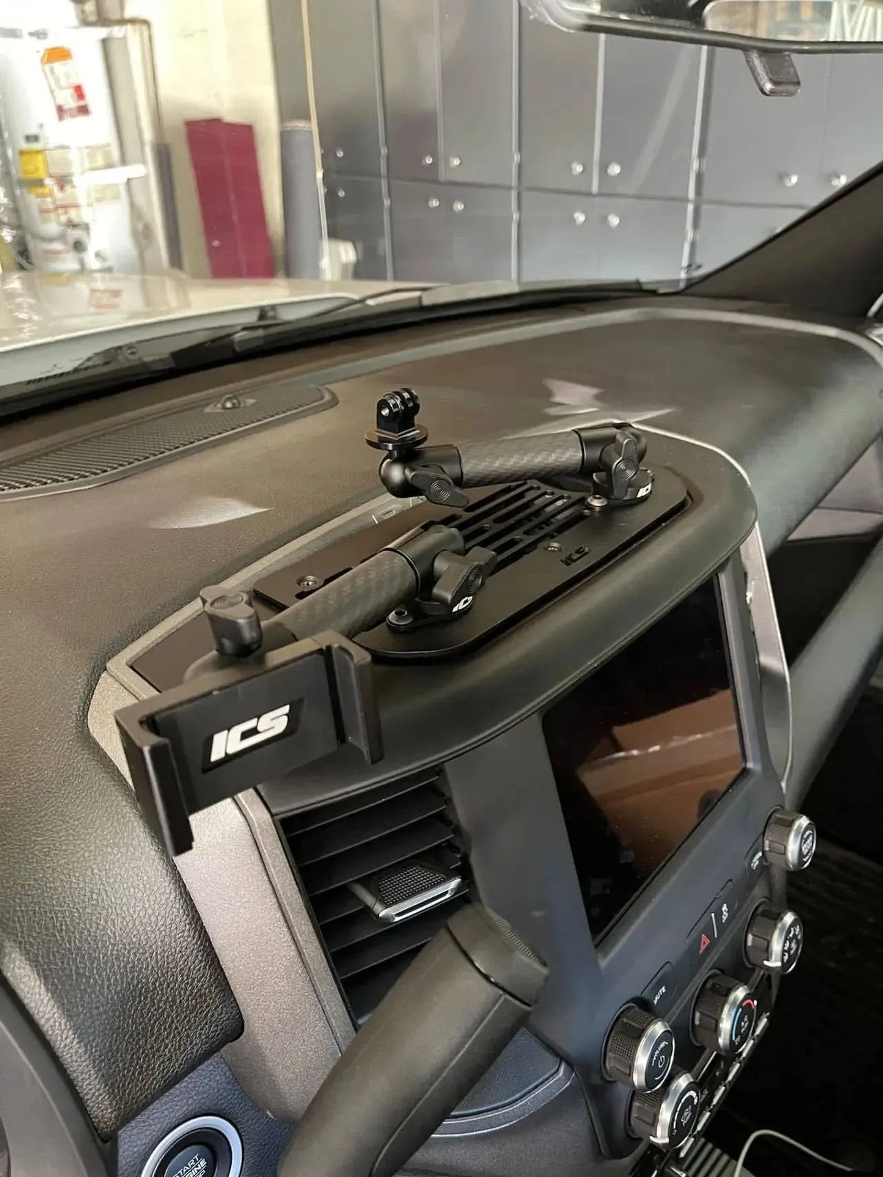 2019  Ram Dash Mount 12" screen **Pre-Order 4-6 week lead time**