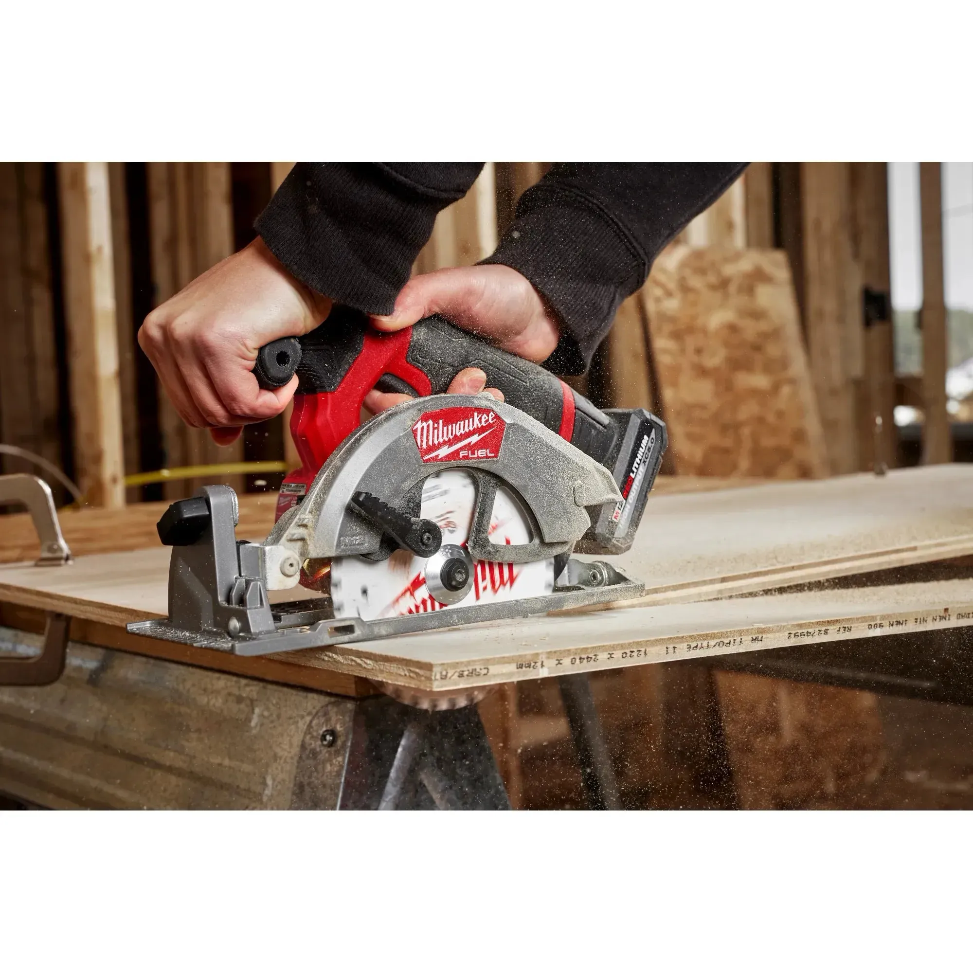 Milwaukee 2521-20 M12 FUEL 5-3/8” Circular Saw